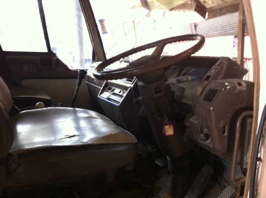 6ล้อFUSO FK417M  185 แรง ติดเครน3ตัน เครื่อง6D16  รถสวย....