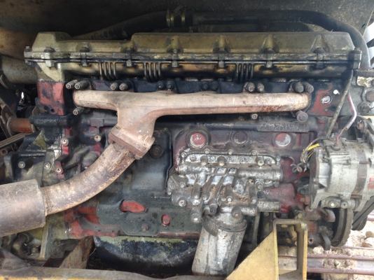 ขายด่วนรถเทเลอร์ HINO KT925 พร้อมรถเกี่ยวข้าว เดี่ยวทรนง ขายคู่ราคา730,000บาทติดต่อ วรพจน์ 0813467572