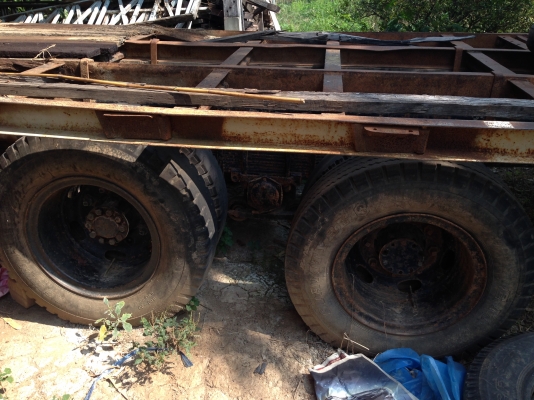 ขายด่วนรถเทเลอร์ HINO KT925 พร้อมรถเกี่ยวข้าว เดี่ยวทรนง ขายคู่ราคา730,000บาทติดต่อ วรพจน์ 0813467572