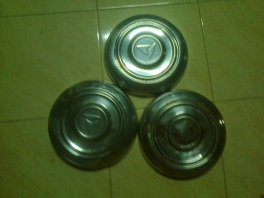 ฝาตบล้อแท้ๆ ของ toyota RN