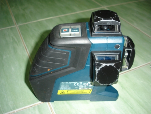 lotใหม่คับ ขายเครื่องวัดระดับเลเซอร์ Bosch GLL 3-80P