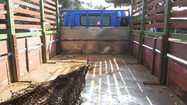 **540,000 บ.ต่อรอง**ขาย6ล้อ ISUZU NPR120HP NPR66LX5S ห้างแท้ปี38 วางเครื่องฝาขา 4HF1 120แรง(ลงเล่ม) เครื่องแน่นดี แรง ช่วงล่างเดิมคัสซีสวยเดิมไม่ผุ ไม่ปะไม่ดาม กระบะพื้นเหล็กคอกไม้สภาพสวย ไม่ผุ ยาว 4.30ม. หัวเดิมทำสีใหม่ สวย ภายในคอนโซลครบ ยางดี6เส้น พร้อ **540,000 บ.ต่อรอง**ขาย6ล้อ ISUZU NPR120HP NPR66LX5S ห้างแท้ปี38 วางเครื่องฝาขา 4HF1 120แรง(ลงเล่ม) เครื่องแน่นดี แรง ช่วงล่างเดิมคัสซีสวยเดิมไม่ผุ ไม่ปะไม่ดาม กระบะพื้นเหล็กคอกไม้สภาพสวย ไม่ผุ ยาว 4.30ม. หัวเดิมทำสีใหม่ สวย ภายในคอนโซลครบ ยางดี6เส้น พร้อ