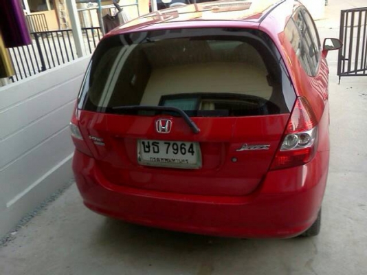 ขายดาวน์ 60,000 เปลี่ยนสัญญาซื้อขาย HONDA  JAZZ ปี 2004 สีแดง