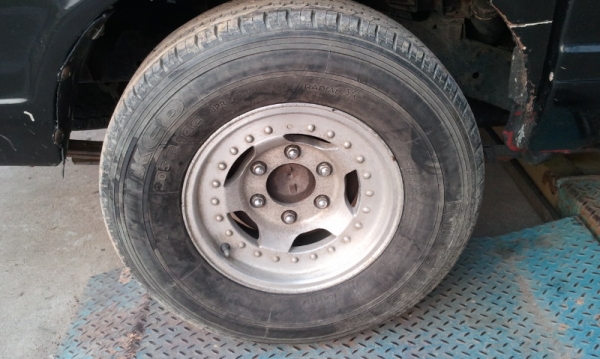 ขายล้อjapan ขอบ14 กว้าง6 ครับ เรโรท ราคาเบาๆ6รู 4ล้อ