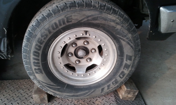 ขายล้อjapan ขอบ14 กว้าง6 ครับ เรโรท ราคาเบาๆ6รู 4ล้อ