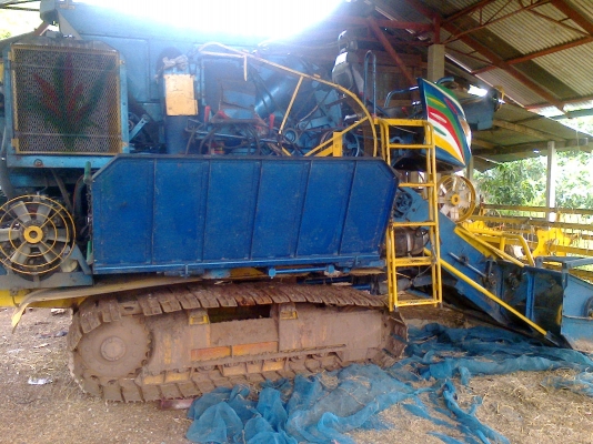 รถเกี่ยวข้าว เกษตร 2 ปี