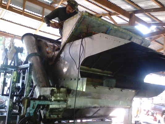 รับต่อรถเกี่ยวข้าว ดัดแปลงอุ้ม