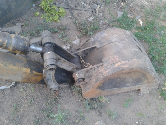 ขายแบคโค 30-5 สภาพพร้อมใช้งาน