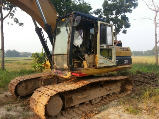 ขายแบคโฮ CAT320
