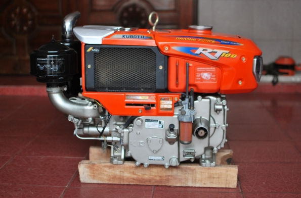 ขาย kubota RT100 Di เครื่องติดนิ่ม สภาพสวยพร้อมใช้ รับประกัน 2 เดือน ราคา 25000 บาท