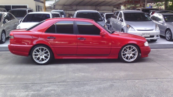 Benz c220 1996 2jz auto gas 290,000 Benz c220 1996 2jz auto gas 290,000