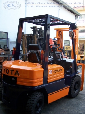ขายรถ โฟล์คลิฟท์ TOYOTA รุ่น 5-FD20