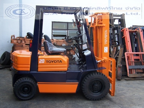 ขายรถ โฟล์คลิฟท์ TOYOTA รุ่น 5-FD20