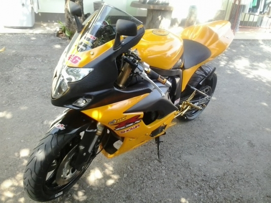 ต้องการขาย Suzuki GSXR 1100 ทะเบียนแท้ครับ