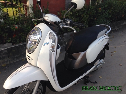 ขายHONDA SCOOPY-I สีขาวเทา ปี2556 ขายHONDA SCOOPY-I สีขาวเทา ปี2556