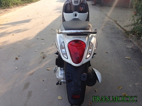 ขายHONDA SCOOPY-I สีขาวเทา ปี2556 ขายHONDA SCOOPY-I สีขาวเทา ปี2556
