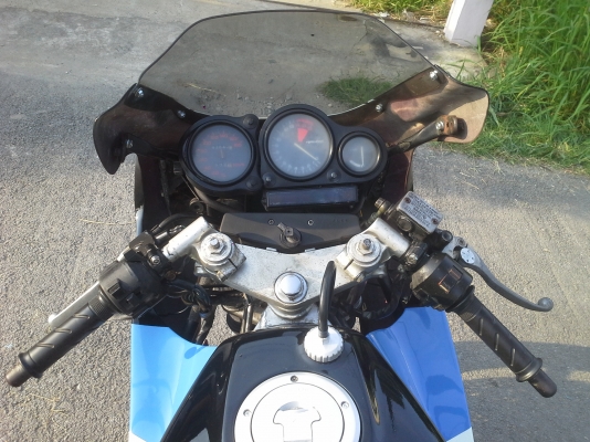 Honda vfr400cc.nc24ทะเบียนเล่มเขียวลดเหลือ49000เข้ามารับรถไปเลย