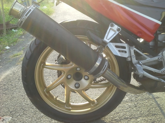 Honda vfr400cc.nc24ทะเบียนเล่มเขียวลดเหลือ49000เข้ามารับรถไปเลย