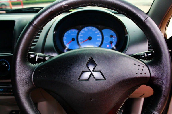 MITSUBISHI TRITON MEGACAB GL 2.5 MT ปี 2008