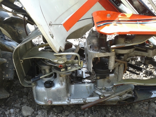 ขายรถเกี่ยวข้าวเดินตาม Mitsubishi MB360 ขนาด 5แรง เครื่องเบนซิน ราคา 25,000.-