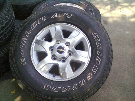 ขายแม็กเชฟ ขอบ 16 พร้อมยาง 245 75 16 ปี08  มี 1 ชุด