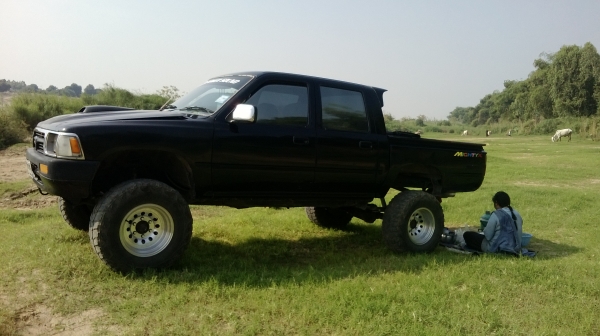 ขายToyota Mighty-x 2wd - ชุดยกสูงคอม้า 7 "