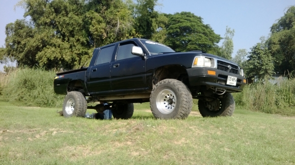 ขายToyota Mighty-x 2wd - ชุดยกสูงคอม้า 7 "