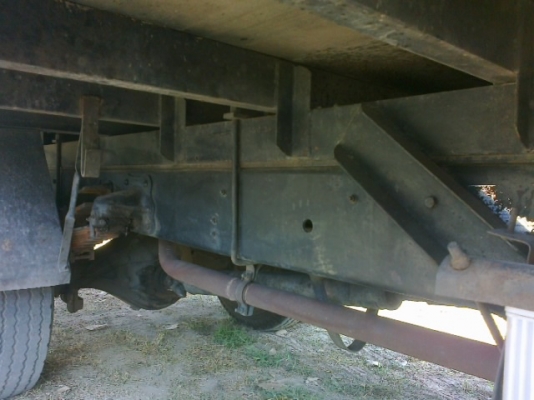 ขายด่วน Hino FC120Hp ตุ้ 3 บานปี37