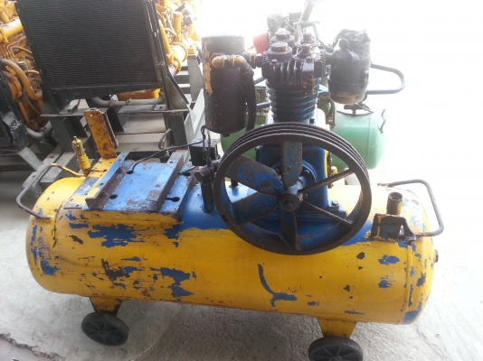 ขายปั้มลม3แรง ของ ฟูจิ japan คับไม่มีมอเตอร์ 089-8374018