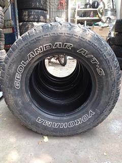 ขายยาง YOKOHAMA GEOLADAR AT-S 265-70-16 ปลายปี09 ดอกเต็มๆเลยครับ