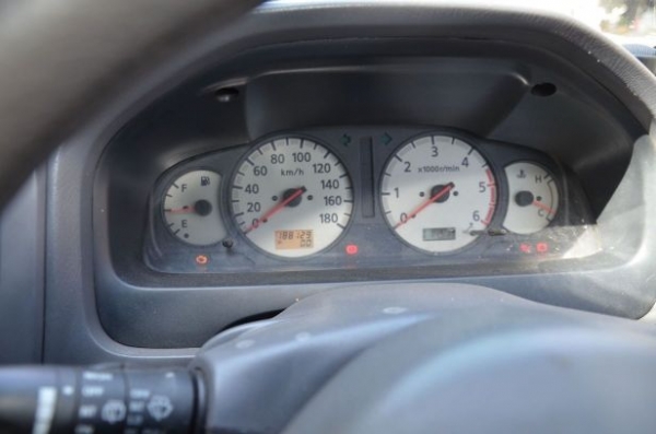 ขายรถตู้ นิสสัน เออร์แวน ปี2003