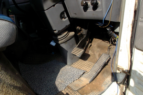 ขายด่วนรถ6ล้อHINOFC114เครือง150แรงมีลิบหลังบรรทุกมอไชร์ ขายด่วนรถ6ล้อHINOFC114เครือง150แรงมีลิบหลังบรรทุกมอไชร์