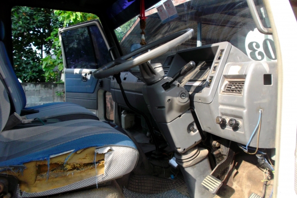 ขายด่วนรถ6ล้อHINOFC114เครือง150แรงมีลิบหลังบรรทุกมอไชร์ ขายด่วนรถ6ล้อHINOFC114เครือง150แรงมีลิบหลังบรรทุกมอไชร์