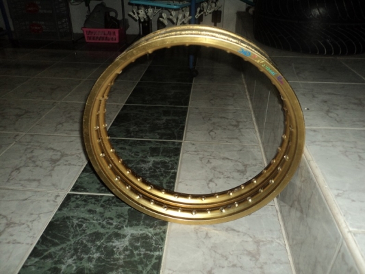 ล้อ D.I.D สีทอง รุ่นเก่าสติกเกอรุ้ 17 1.4