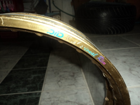 ล้อ D.I.D สีทอง รุ่นเก่าสติกเกอรุ้ 17 1.4
