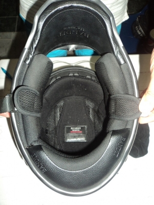 ขายหมวกกันน็อคทรงเก๋าๆยี่ห้อ Bandit