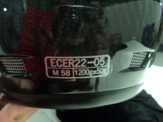 ขายหมวกกันน็อคทรงเก๋าๆยี่ห้อ Bandit