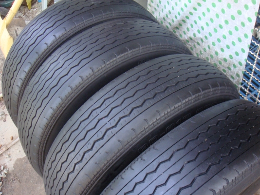 ขายยาง Bridgestone 195 R 15  ปี 11