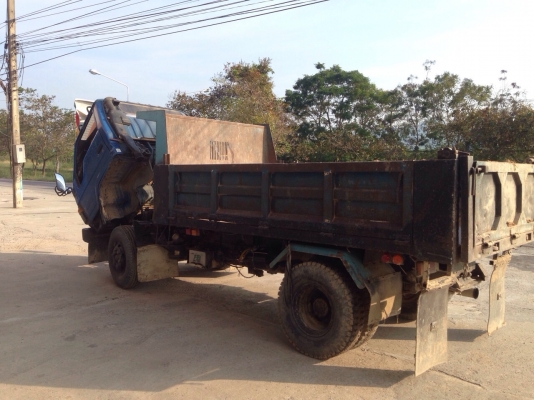 ขายด่วนรถดัมพ์bu91 ไดน่าสามใบปัด เครื่อง14b เฟือง ท้ายเอฟ  พึ่งวางสโลวมาใหม่เอียมสามหมื่นกว่า ต้องการขายเพราะไม่มีคนขับ คนขับอยากขับแต่รถใหม่