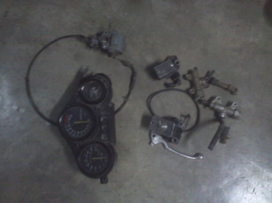 ขายเหมาอะไหล่รถ ไฟ ไฟท้ายมอไซค์