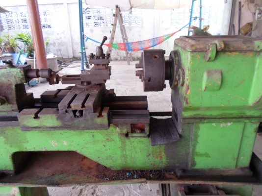 เครื่องกลึง 4 ฟุต ต้าชิงไต้หวัน   พร้อมใช้ 36,000  ด่วน !!!!