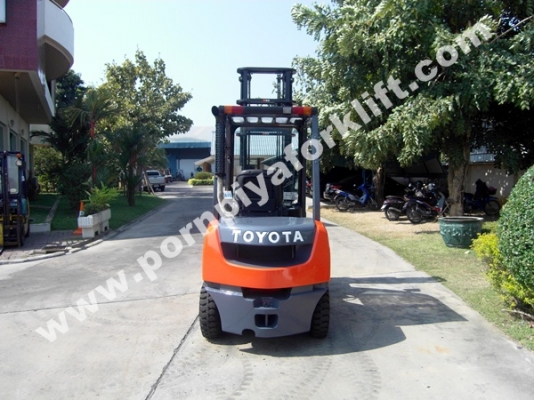 จำหน่ายรถ Forklift TOYOTA 52-8FD25 จำหน่ายรถ Forklift TOYOTA 52-8FD25