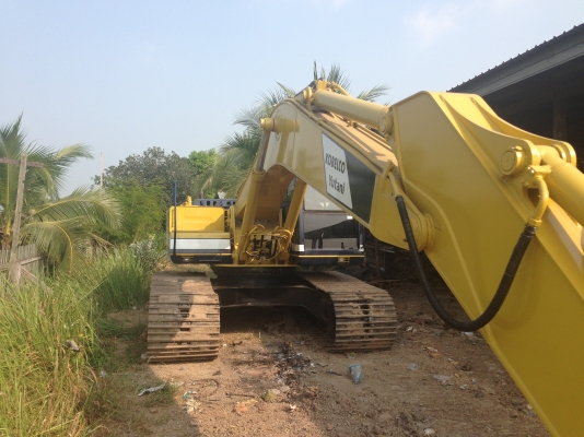 ขาย KOBELCO SK200-3 (ยูตานิแท้)มีตัวสลับคอนโทรน เจ้าของขายเอง สอบถามรายละเอียดเพิ่มเติมได้ที่ 081-4283210