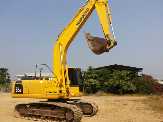รถสวยเจ้าของขายเอง KOMATSU  PC200-8