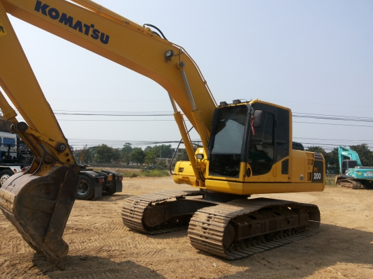 รถสวยเจ้าของขายเอง KOMATSU  PC200-8