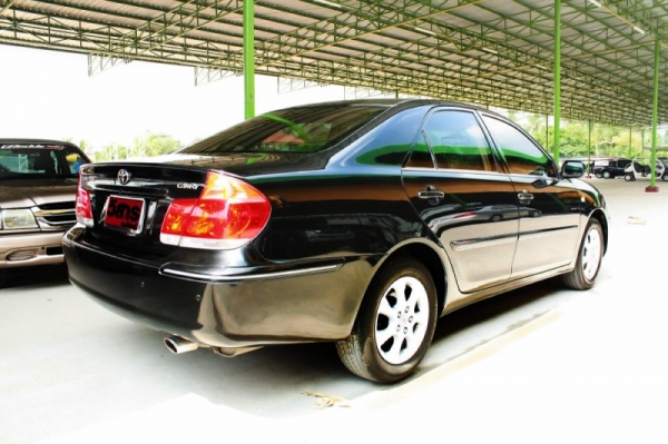 TOYOTA CAMRY 2.0E ปี2005 สีดำ TOYOTA CAMRY 2.0E ปี2005 สีดำ
