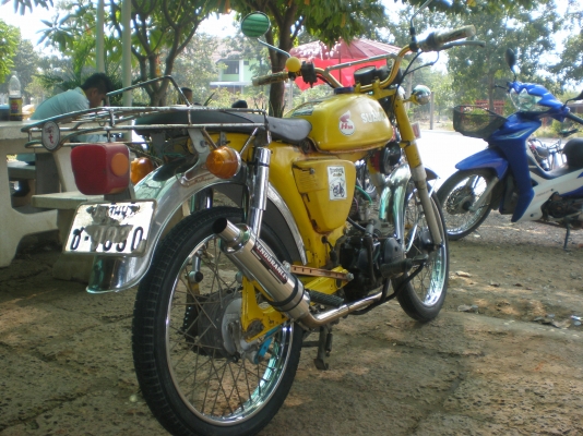 ขอขาย A100 สีเหลือง เครื่องสแมส ขี่ได้ปกติ(สตาร์ทที่เดียวติด)