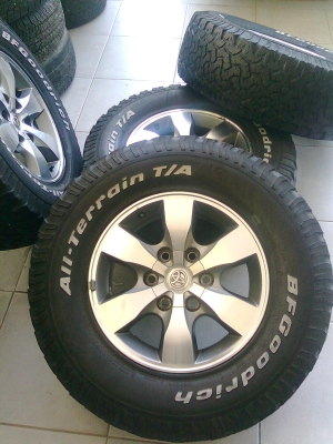 ขายล้อ+ยางBF All 265-70-16 ดอก5-6มิล