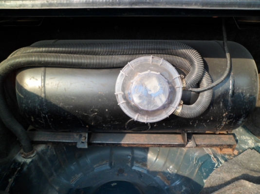 ขายถูกๆ นิสสัน ซาลูน ดีกว่าขี่มอเตอร์ไซค์อีกครับ