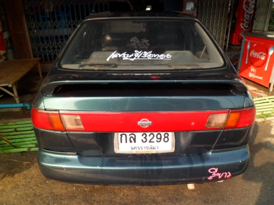 ขายถูกๆ นิสสัน ซาลูน ดีกว่าขี่มอเตอร์ไซค์อีกครับ